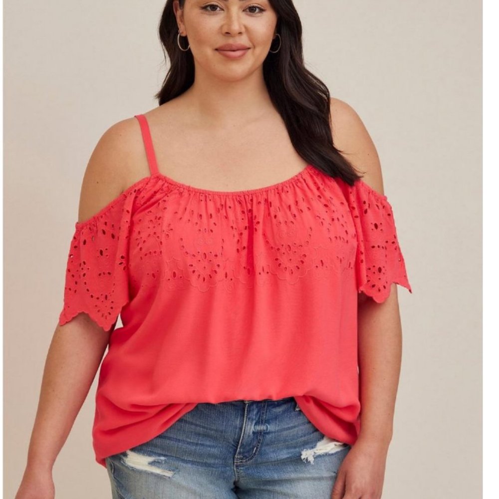 Torrid Size 0 Challis Embroidered Cold Shoulder Top in Teaberry Red